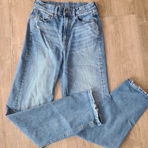 American Eagle Outfitters (6L) Straight Leg Jeans